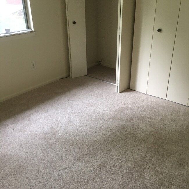 Building Photo - Beautiful 3BR 2.5BA Single Family Home in ...