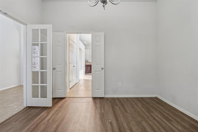 Building Photo - 588 Louder Way