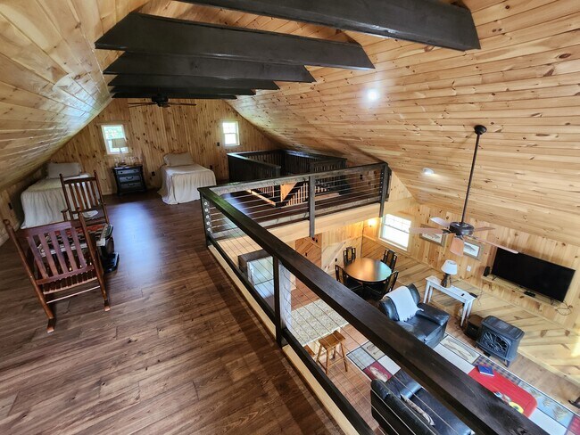 Building Photo - 2650 Hickory Nut Gap Rd