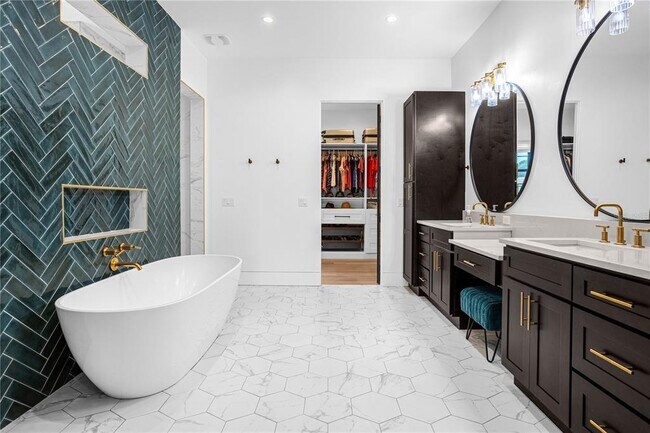 Building Photo - 1814 Barker Dr