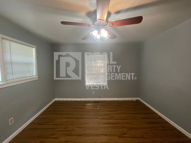 Building Photo - Newly Remodeled 4 Bedroom Home in South Macon