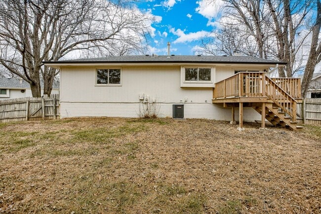 Building Photo - 7926 Primrose Ct