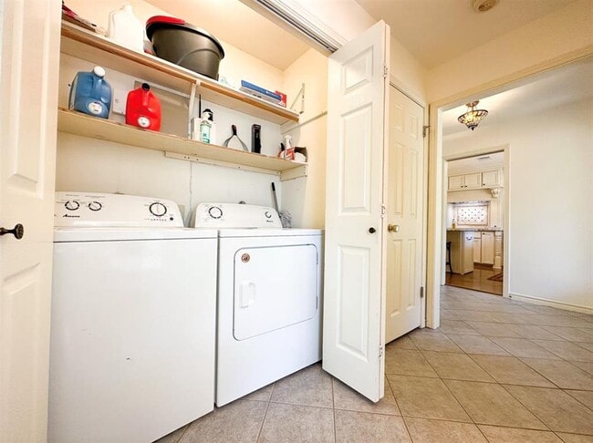 Building Photo - 251 Pine View Loop