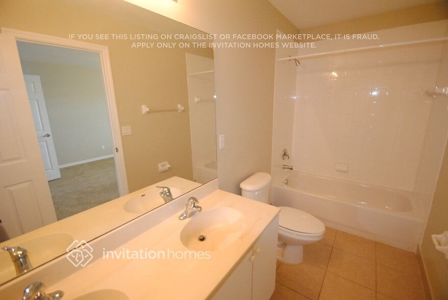 Building Photo - 16099 Sierra Palms Dr