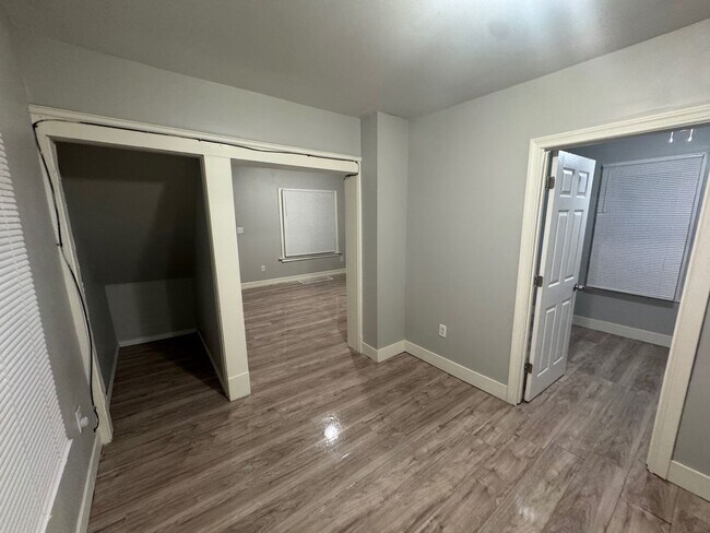 Building Photo - 7602 Wentworth Ave