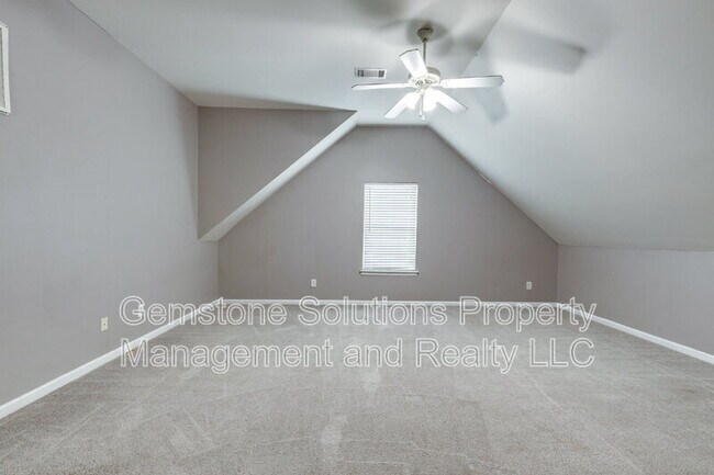 Building Photo - 3011 Baker Way