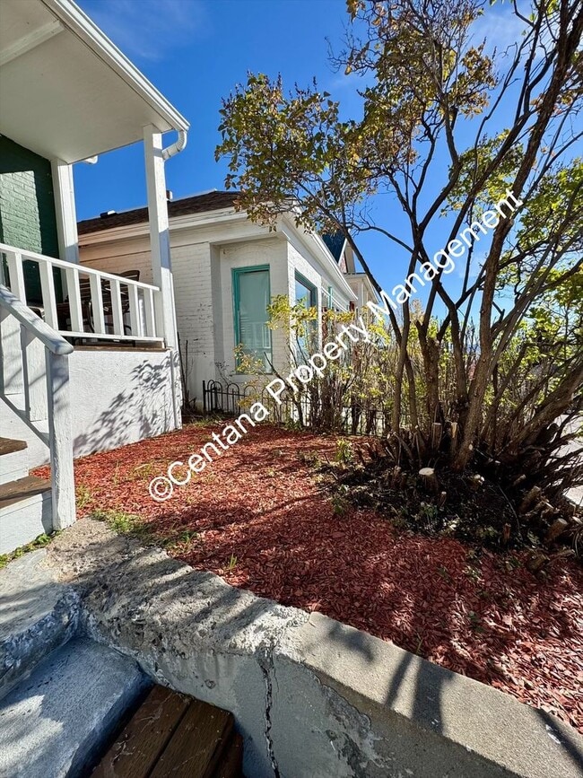 Building Photo - 2 bedroom 1 Bath House