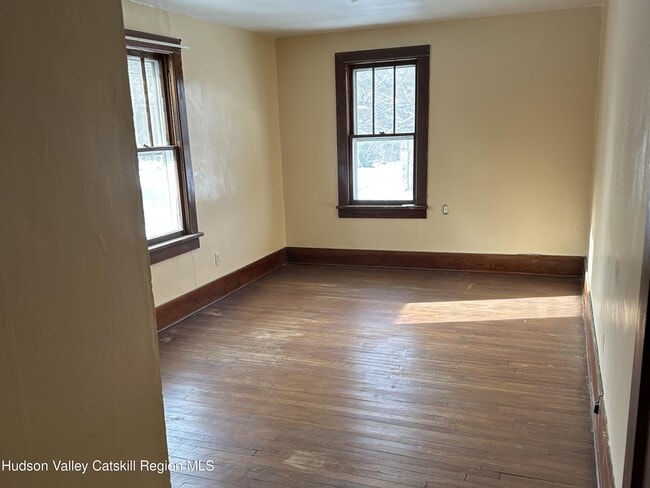 Building Photo - 1 Church St