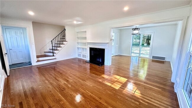 Building Photo - 1271 Hereford Rd