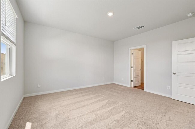 Building Photo - 133 Cutleaf