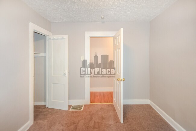 Building Photo - 5408 E Burgess Ave