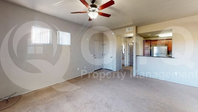 Building Photo - 2550 E River Rd
