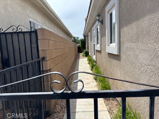 Building Photo - 904 Bergamo Ave