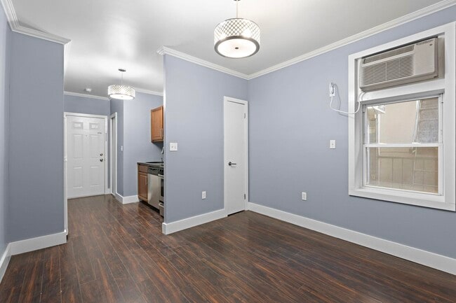 Building Photo - 151 Sip Ave
