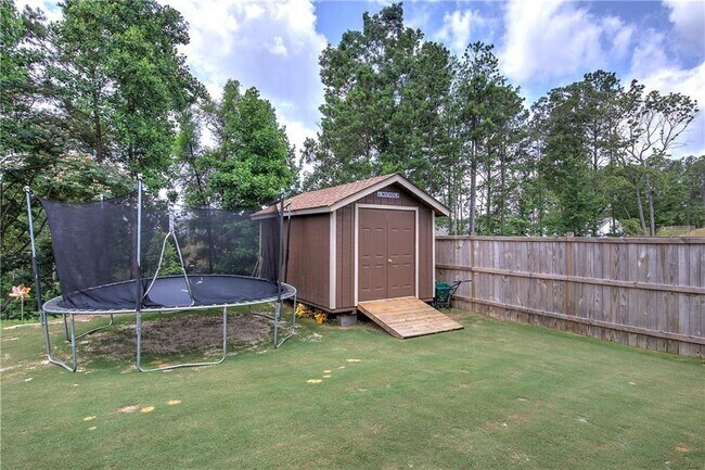 Building Photo - 286 Belmont Dr