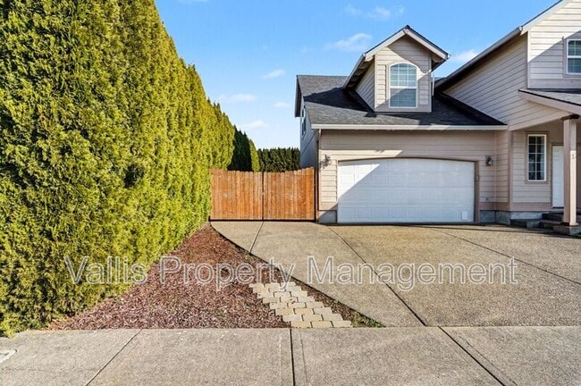 Building Photo - 4936 Evie Jean St NE