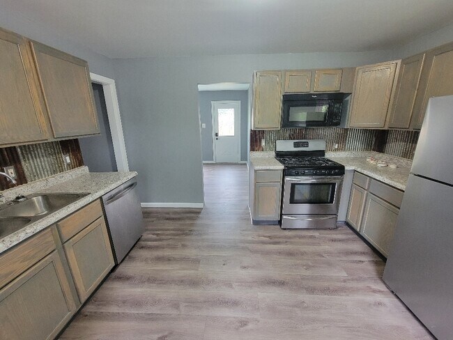 Building Photo - 3571 Wright Ave