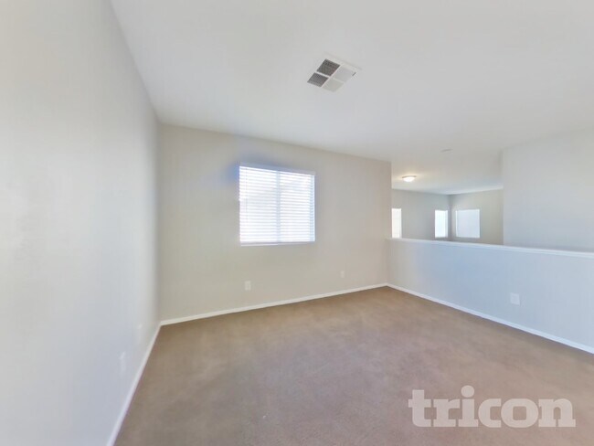 Building Photo - 25172 Omaha Dr