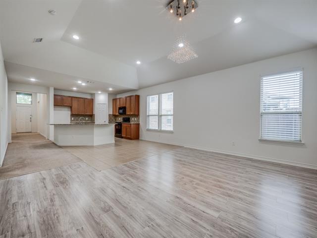Building Photo - 8737 Maple Ridge Trail