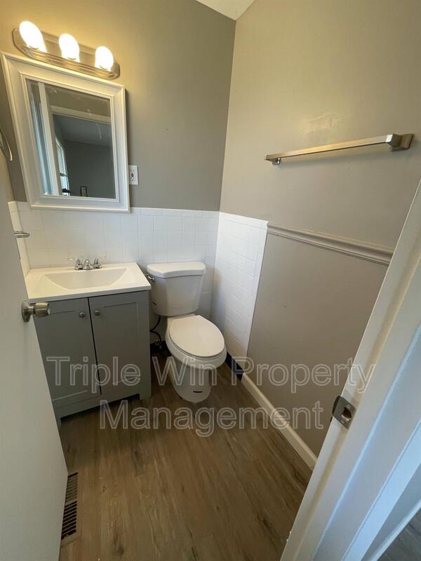 Building Photo - 11923 San Andres Dr