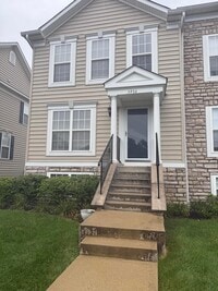 Building Photo - 5936 Bridgehampton Dr