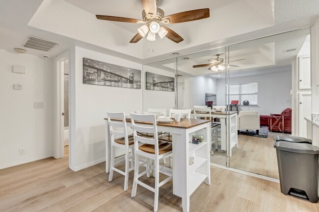 Building Photo - 11409 Springhollow Rd