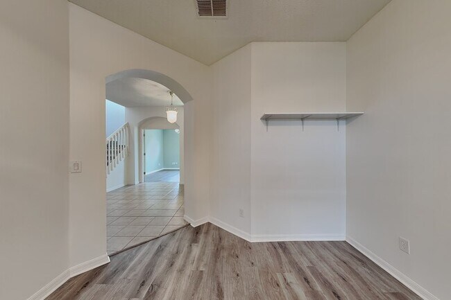 Building Photo - 9525 Southern Garden Cir
