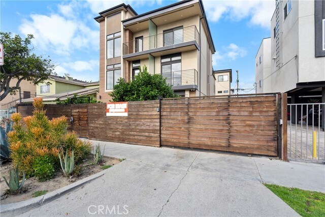 Building Photo - 6009 Barton Ave