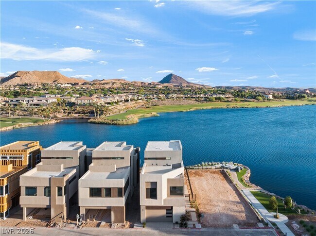 Building Photo - 66 Lakefront Dr