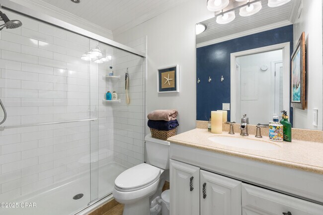 Building Photo - 4725 Bay Point Rd