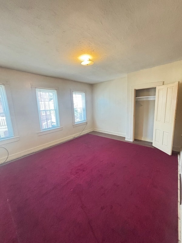 Building Photo - 407 E Strawberry St