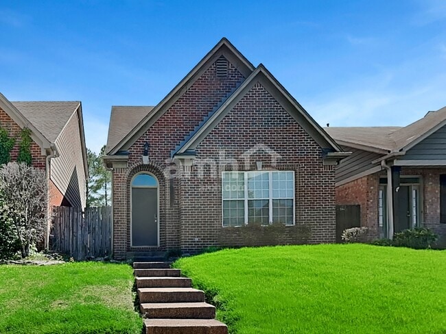 Building Photo - 8739 Overcup Oaks Dr