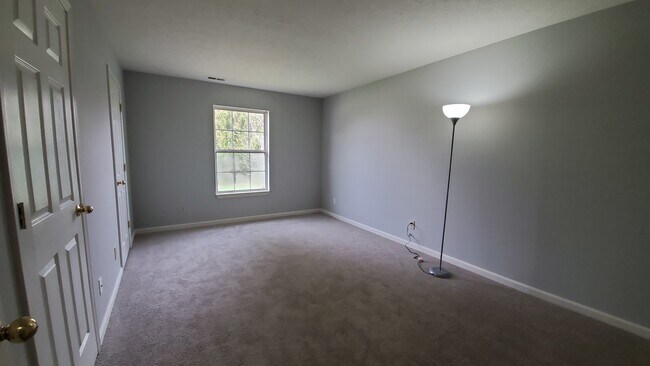 Building Photo - 101 Woodberry Dr