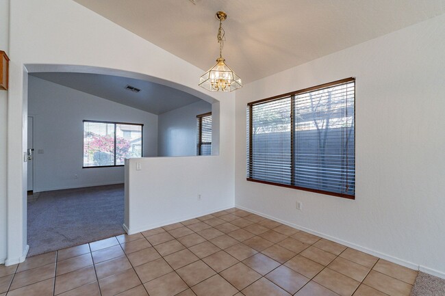 Building Photo - Three bedrooms! Fresh Carpet and Paint!