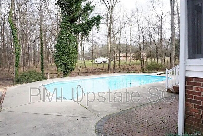 Building Photo - 4264 Walnut Ridge Rd