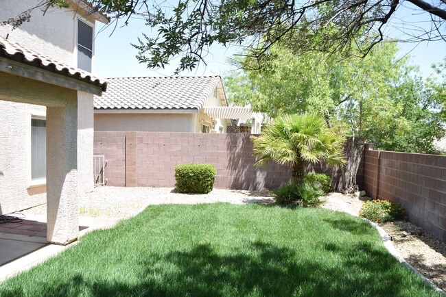 Building Photo - SUMMERLIN - 2 STORY HOME