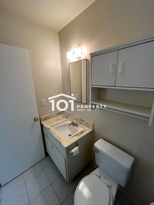 Building Photo - Spacious 3-Bedroom Home Near the Beach — Santa Barbara Shores