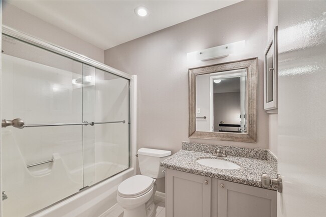 Building Photo - 2425 W Settler's Way