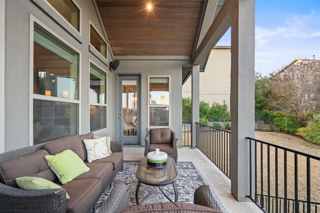 Building Photo - 905 Madison Fork Dr
