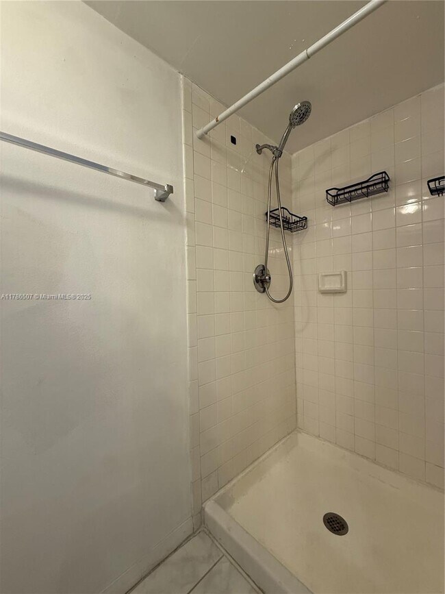 Building Photo - 6555 W 26th Dr