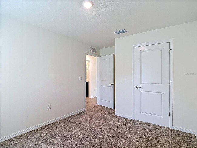 Building Photo - 31115 Silver Stage Dr
