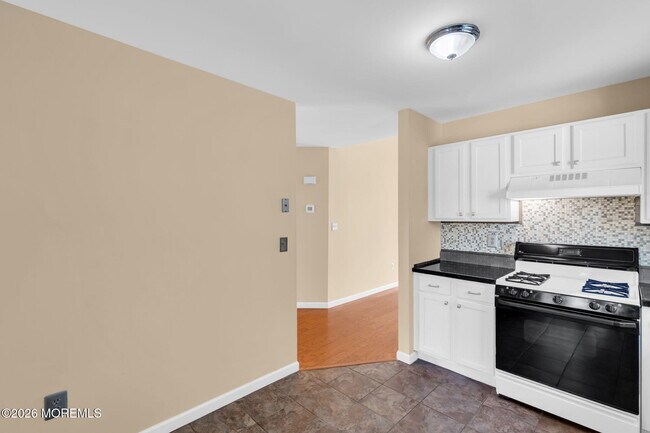 Building Photo - 24 Pagoda Ln
