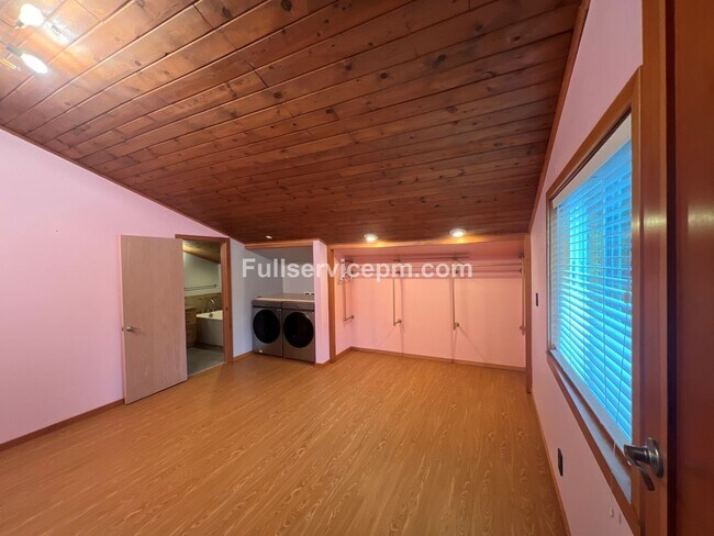 Building Photo - 24226 75th Ave SE