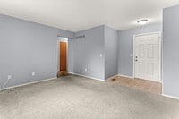 Building Photo - 3418 Heritage Pkwy
