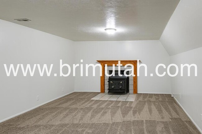 Building Photo - 1455 Plata Way