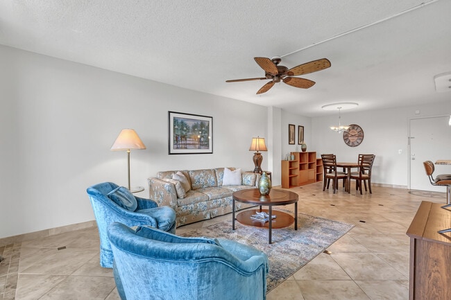 Building Photo - 125 S Ocean Ave