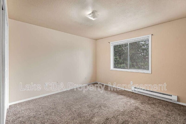 Building Photo - 1411 E Lunceford Ln