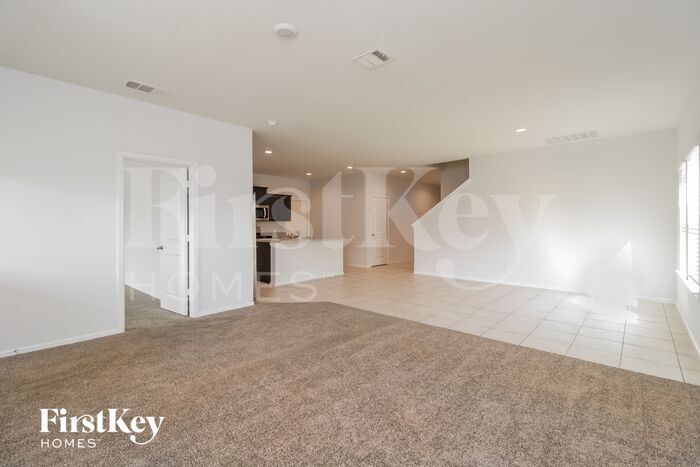 Building Photo - 10479 Ft Cibolo Trl
