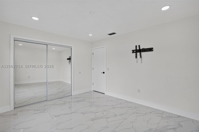 Building Photo - 9531 NW 20th Pl