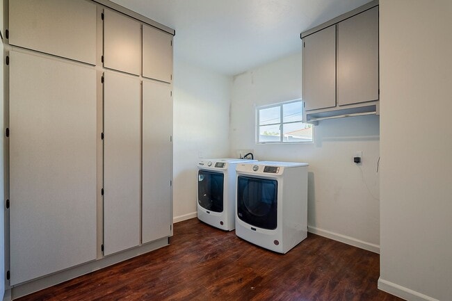 Building Photo - Updated home in Chandler!